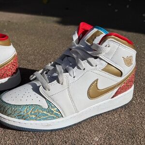 Nike Jordan’s Air 1 Big Kids **Excellent Condition** sz 5.5